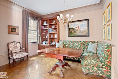 The Alameda unit 5B, New York, NY 10024 - photo 4