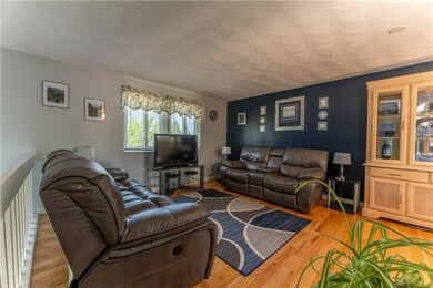 8 Little John Ln, West Warwick, RI 02893 - photo 4