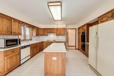 3617 Ari Ln, Glenview, IL 60026 - photo 7