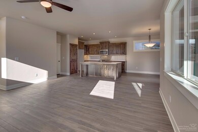 61117 SE Stari Most Loop, Bend, OR 97702 - photo 3