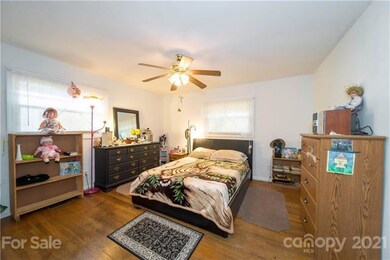 248 Shumaker Dr, Statesville, NC 28625 - photo 2