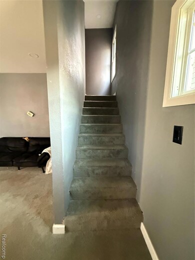 6735 Clifton St, Detroit, MI 48210 - photo 6