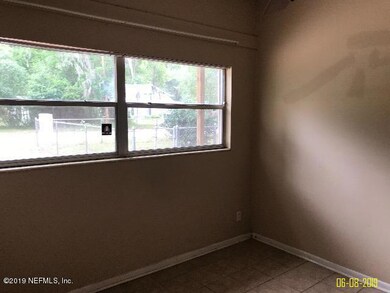 8238 Newton Rd, Jacksonville, FL 32216 - photo 4