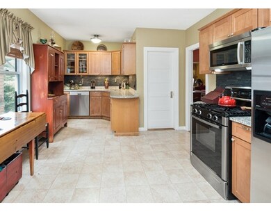 29 Elston St unit 2, Somerville, MA 02144 - photo 6