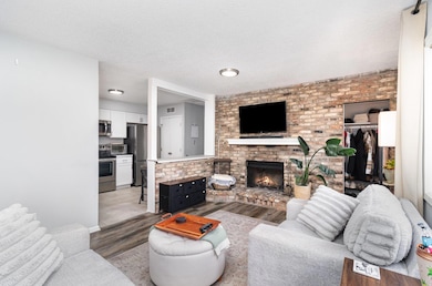 7859 85th Ct N, Brooklyn Park, MN 55445 - photo 5