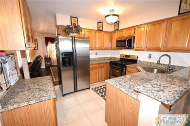 42 Heather Ct, Monmouth Junction, NJ 08852 - photo 7