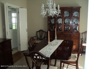 622 Colfax Ave, Scranton, PA 18510 - photo 4