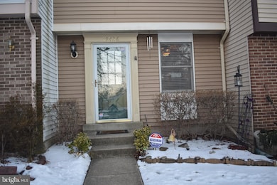 19426 Zinnia Cir, Germantown, MD 20876 - photo 5