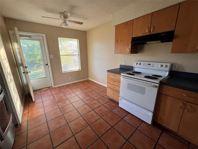 304 Highland Estates Dr unit 306, Round Rock, TX 78664 - photo 5