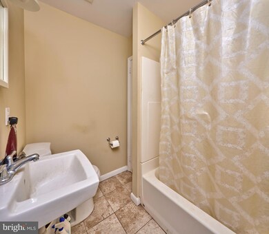 345 E Dark Hollow Rd unit 1, Pipersville, PA 18947 - photo 7