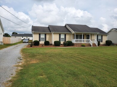 212 Warren Cir, Shelbyville, TN 37160 - photo 5