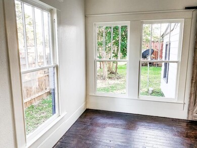 2012 4th St, Bay City, TX 77414 - photo 5