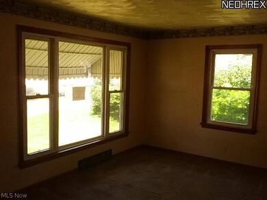 1530 Downing Ct NE, Canton, OH 44714 - photo 5