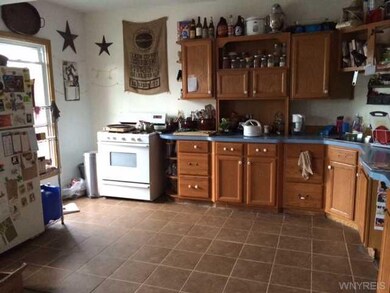 Kitchen this is the unit with 5 bedrooms