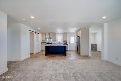 258 S Royal Palm-6