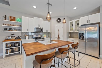 867 Bacon Ave, Sarasota, FL 34232 - photo 4