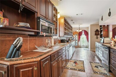 Kitchen 2