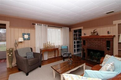 724 Sandwich Rd, Buzzards Bay, MA 02532 - photo 4