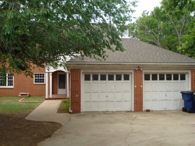 2006 N Country Club Rd, Duncan, OK 73533 - photo 5