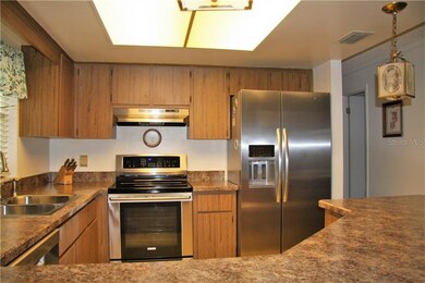 FRM. FAM.RM. INTO UPDATED KITCH: S/S APPLIANCES, N