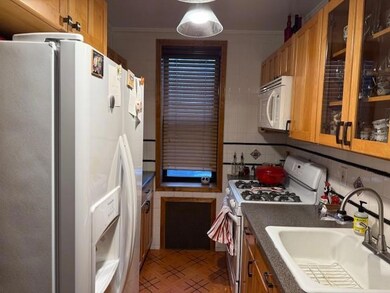 2280 Burnett St unit 2J, Brooklyn, NY 11229 - photo 5