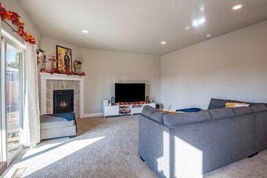 2522 SW Newberry Loop Redmond-print-008-