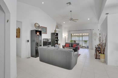 7911 Laina Ln unit 4, Boynton Beach, FL 33437 - photo 7