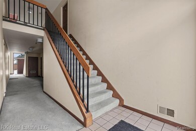 15510 Ashley Ct unit 57, Macomb, MI 48044 - photo 4