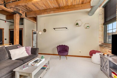 Living Area 2