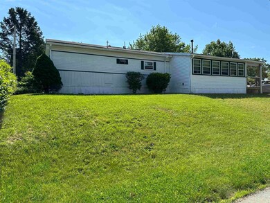 18 Hazel St, Hollis, NH 03049 - photo 4