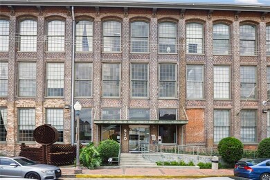 The Cotton Mill unit 355, New Orleans, LA 70130 - photo 2