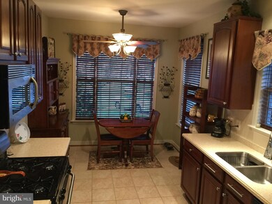 6004 Omega Ln, Manassas, VA 20112 - photo 4