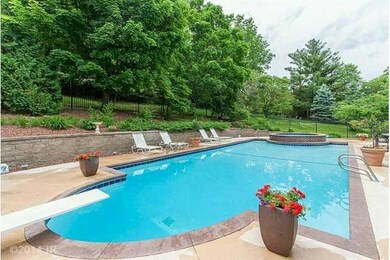 4136 SW 26th St, Des Moines, IA 50321 - photo 5