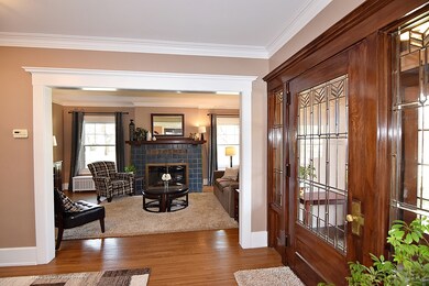 1120 W Downer Place, Aurora, IL 60506 - photo 5