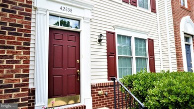 42838 Smallwood Terrace, Chantilly, VA 20152 - photo 2