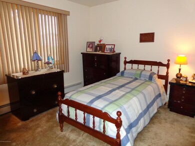 57 Castleton Dr, Toms River, NJ 08757 - photo 7