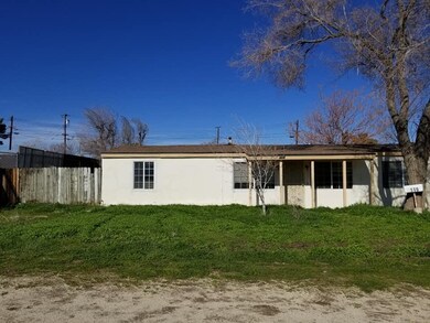 1115 w ave P14 Palmdale ca 93551