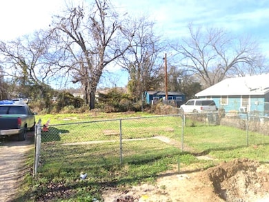 2508 Birdell St, Fort Worth, TX 76105 - photo 3