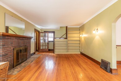 1021 Britten Ave, Lansing, MI 48910 - photo 6