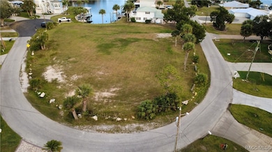 11999 W Bayshore Dr, Crystal River, FL 34429 - photo 2