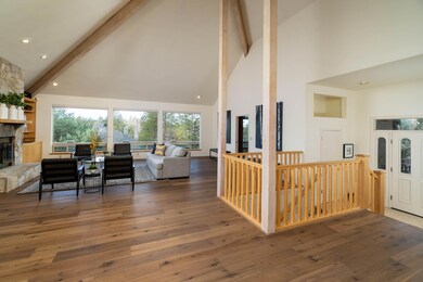 2281 Fernie Cr int_0565 copy