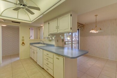17841 N 102nd Dr unit 42, Sun City, AZ 85373 - photo 5