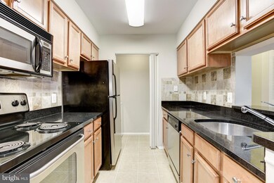 1781 Jonathan Way unit A, Reston, VA 20190 - photo 5