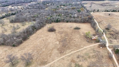 1526 Sandy Creek Rd, Ardmore, OK 73401 - photo 6