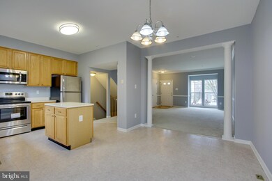 9958 Sherwood Farm Rd, Owings Mills, MD 21117 - photo 7