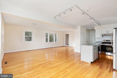 7614 Strasburg Rd, Strasburg, VA 22657 - photo 5