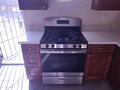 1229 E Mountain View Rd unit B, Phoenix, AZ 85020 - photo 6