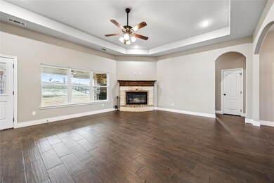 1015 Cloudy Ct, Weatherford, TX 76085 - photo 5