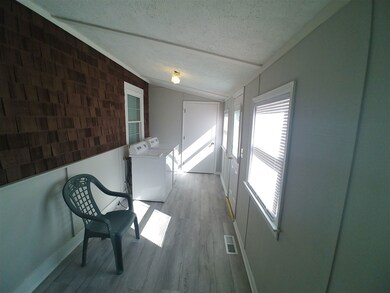 228 S Magnolia Ave, Waynesboro, VA 22980 - photo 7