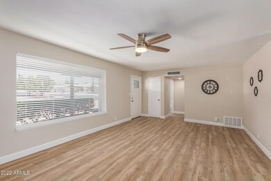 5527 E Dodge St, Mesa, AZ 85205 - photo 4